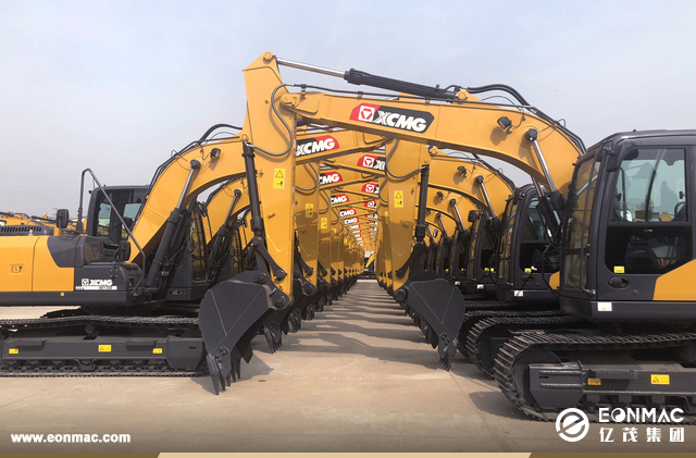 阿尔及利亚客户参观徐工平地机工厂